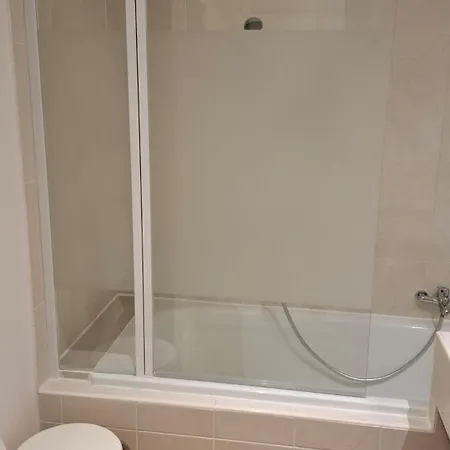 Grand Front De Climatise-piscine-parking- Juan Les Pins Apartman
