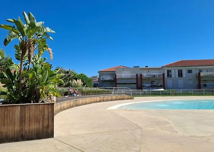 Grand Front De Climatise-piscine-parking- Juan Les Pins Daire Antibes