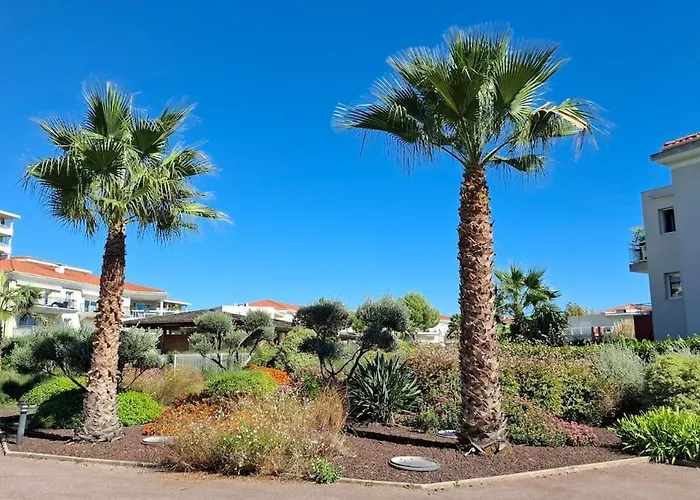 Grand Front De Climatise-piscine-parking- Juan Les Pins Antibes